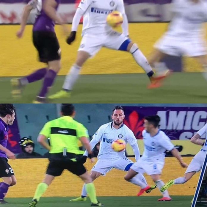 Il frammento di Fiorentina-Inter, il fallo da rigore contestato. Il frammento di Fiorentina-Inter, il fallo da rigore contestato.
