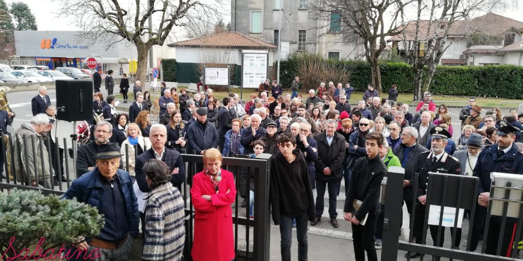 Il pubblico presente all'inaugurazione - fotografia © Salvatore Sabatino
