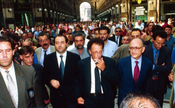 Mani pulite: mi ricordo. Sì, io mi ricordo. Ai tempi di "Mani Pulite", immagine di repertorio. Al centro, da sinistra: Antonio Di Pietro, Gherardo Colombo, Francesco Saverio Borrelli.