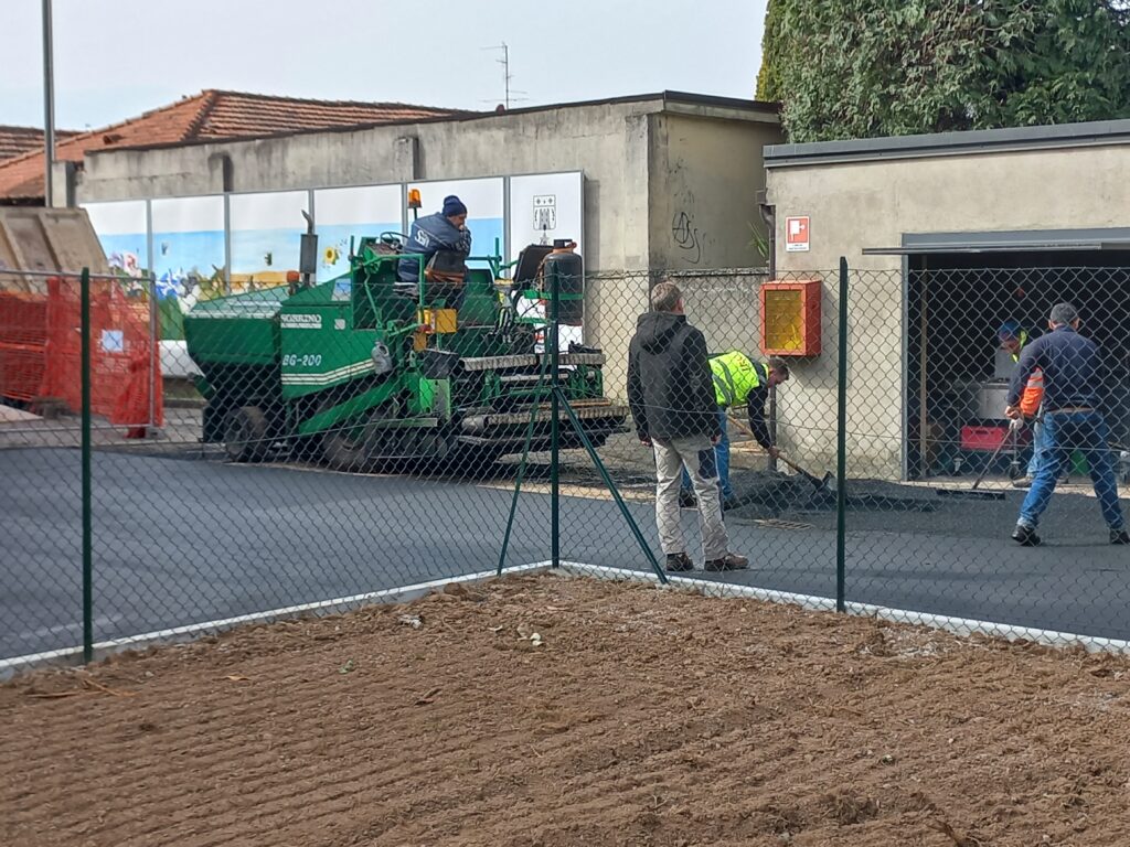 Fenegrò. Lavori in Municipio - Fotografia © Giancarlo Nicoli