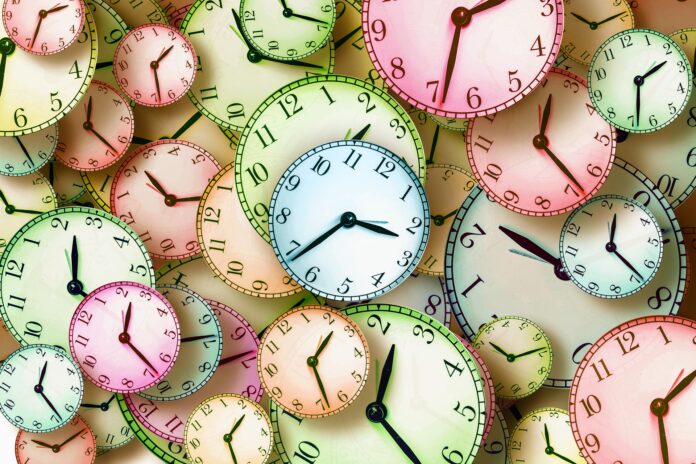 2022_04_02_immagine_di_orologi Immagine descrittiva di orologi. Pixabay royalty free.